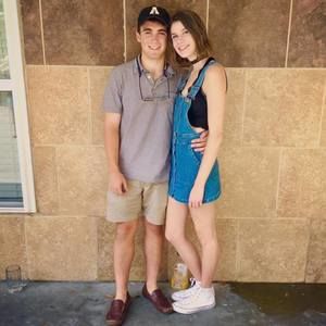 Meet your Posher, Abbey